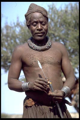 Himba Familienoberhaupt - Namibia