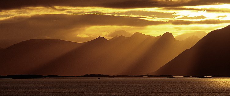 Sonnenaufgang über Austvågøy - Lofoten - Norwegen