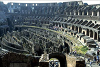 Innenansicht des Kolosseums - Rom - Italien Innenansicht des Kolosseums - Rom - Italien